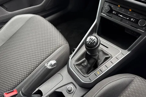 YC71PYS Volkswagen Polo 1.0 TSI Active Euro 6 (s/s) 5dr Thumbnail #24