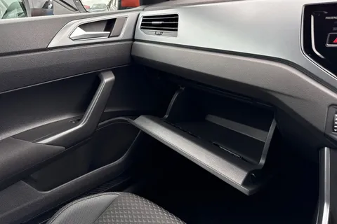 YC71PYS Volkswagen Polo 1.0 TSI Active Euro 6 (s/s) 5dr Thumbnail #61