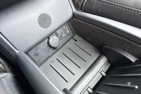 56 of 65 for Tesla Model X 100D (Dual Motor) Auto 4WDE 5dr