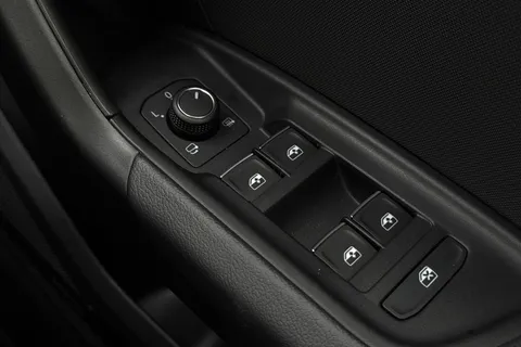  Audi A1 1.5 TFSI 35 Black Edition Sportback S Tronic Euro 6 (s/s) 5dr Thumbnail #36
