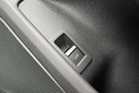 PF22VDC Audi A5 Coup- S line 40 TFSI  204 PS S tronic Thumbnail #45