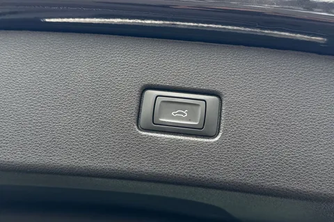 BD23AHP Audi Q5 2.0 TDI 40 S line Sportback S Tronic quattro Euro 6 (s/s) 5dr Thumbnail #27