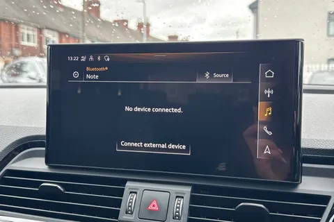 BD23AHP Audi Q5 2.0 TDI 40 S line Sportback S Tronic quattro Euro 6 (s/s) 5dr Thumbnail #38