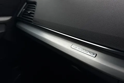 BD23AHP Audi Q5 2.0 TDI 40 S line Sportback S Tronic quattro Euro 6 (s/s) 5dr Thumbnail #47