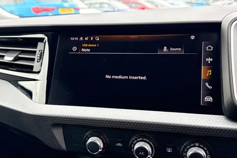 DF74AOS Audi A1 Sport 30 TFSI 116 PS S tronic Thumbnail #35