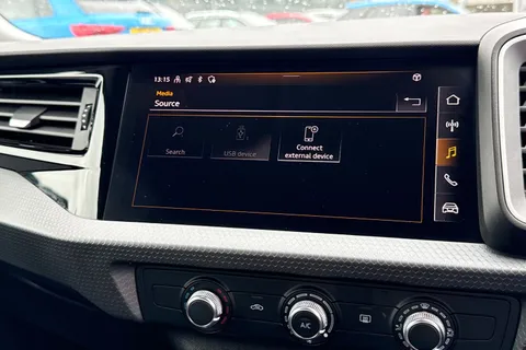 DF74AOS Audi A1 Sport 30 TFSI 116 PS S tronic Thumbnail #36