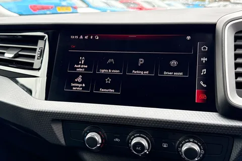 DF74AOS Audi A1 Sport 30 TFSI 116 PS S tronic Thumbnail #39