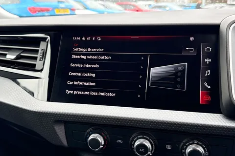 DF74AOS Audi A1 Sport 30 TFSI 116 PS S tronic Thumbnail #43