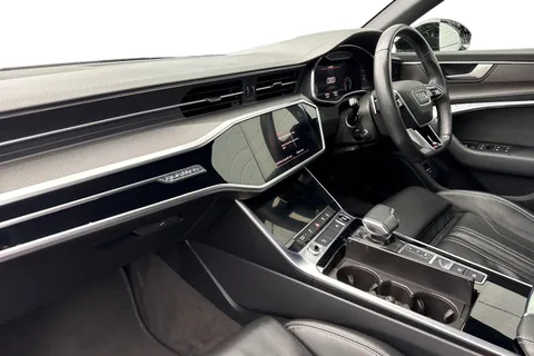 FG22YVF Audi A6 Saloon 2.0 TDI 40 Black Edition S Tronic quattro Euro 6 (s/s) 4dr Thumbnail #16