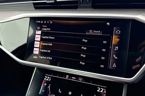 FG22YVF Audi A6 Saloon 2.0 TDI 40 Black Edition S Tronic quattro Euro 6 (s/s) 4dr Thumbnail #46