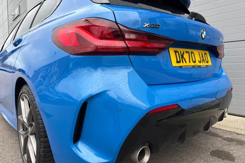 DK70JAO BMW 1 Series 2.0 120d M Sport Auto xDrive Euro 6 (s/s) 5dr Thumbnail #17