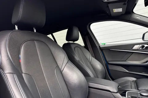 DK70JAO BMW 1 Series 2.0 120d M Sport Auto xDrive Euro 6 (s/s) 5dr Thumbnail #22