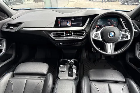 DK70JAO BMW 1 Series 2.0 120d M Sport Auto xDrive Euro 6 (s/s) 5dr Thumbnail #27