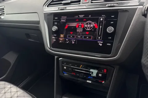 DY21WUO Volkswagen Tiguan 1.5 TSI 150 R-Line 5dr DSG Thumbnail #23