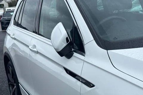 DY21WUO Volkswagen Tiguan 1.5 TSI 150 R-Line 5dr DSG Thumbnail #31