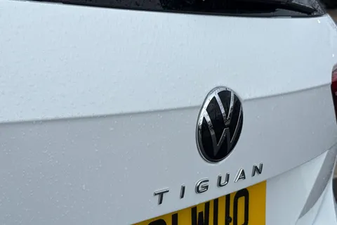DY21WUO Volkswagen Tiguan 1.5 TSI 150 R-Line 5dr DSG Thumbnail #32