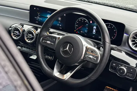 PN19XXT Mercedes-Benz Cla Class 2.0 CLA220 AMG Line (Premium Plus) Coupe 7G-DCT Euro 6 (s/s) 4dr Thumbnail #30