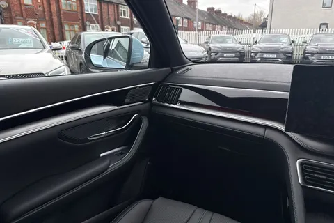 DN75ONJ BYD Seal U 1.5 18.3kWh Boost CVT Auto Euro 6 (s/s) 5dr Thumbnail #14