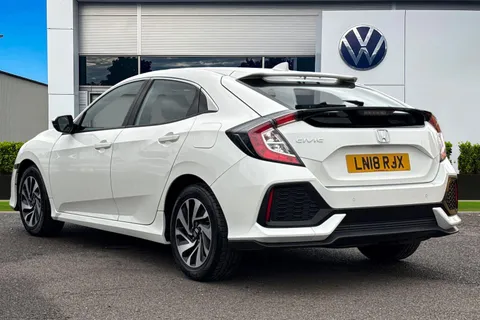 LN18RJX Honda Civic 1.0 VTEC Turbo SE Euro 6 (s/s) 5dr Thumbnail #3