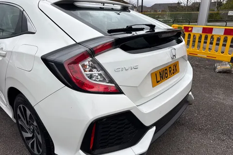 LN18RJX Honda Civic 1.0 VTEC Turbo SE Euro 6 (s/s) 5dr Thumbnail #9