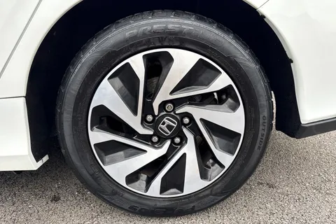 LN18RJX Honda Civic 1.0 VTEC Turbo SE Euro 6 (s/s) 5dr Thumbnail #12