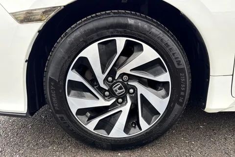 LN18RJX Honda Civic 1.0 VTEC Turbo SE Euro 6 (s/s) 5dr Thumbnail #13