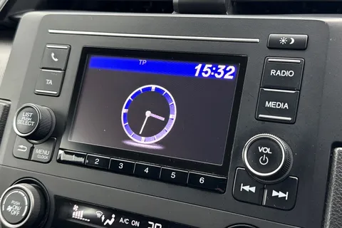 LN18RJX Honda Civic 1.0 VTEC Turbo SE Euro 6 (s/s) 5dr Thumbnail #18