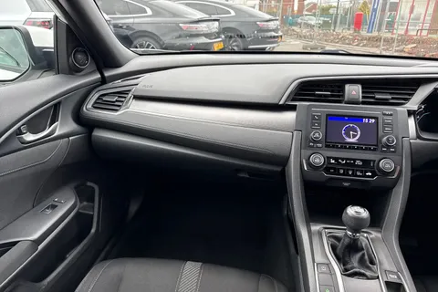 LN18RJX Honda Civic 1.0 VTEC Turbo SE Euro 6 (s/s) 5dr Thumbnail #21