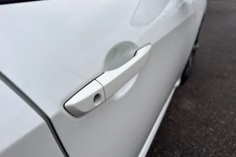 LN18RJX Honda Civic 1.0 VTEC Turbo SE Euro 6 (s/s) 5dr Thumbnail #28