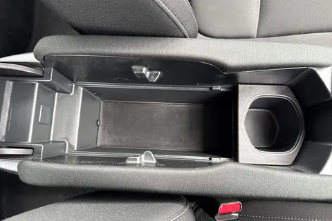 LN18RJX Honda Civic 1.0 VTEC Turbo SE Euro 6 (s/s) 5dr Thumbnail #38