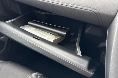 LN18RJX Honda Civic 1.0 VTEC Turbo SE Euro 6 (s/s) 5dr Thumbnail #39