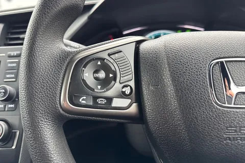 LN18RJX Honda Civic 1.0 VTEC Turbo SE Euro 6 (s/s) 5dr Thumbnail #41