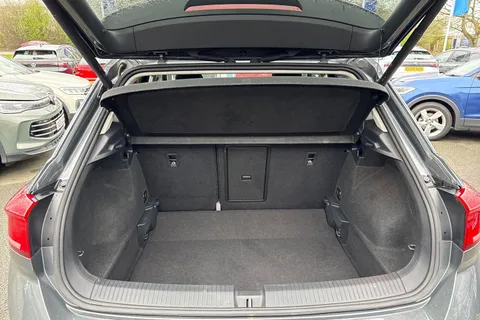 KS71AXA Volkswagen T-Roc 1.0 TSI 110 Active 5dr | App Connect | Active Pack Thumbnail #7