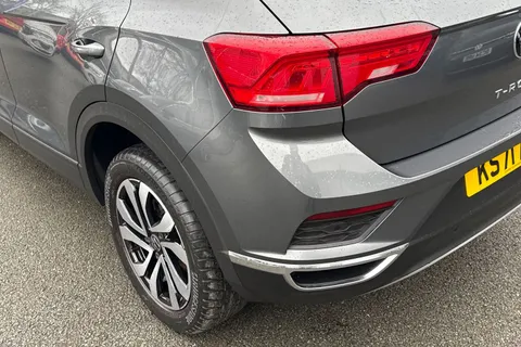 KS71AXA Volkswagen T-Roc 1.0 TSI 110 Active 5dr | App Connect | Active Pack Thumbnail #8