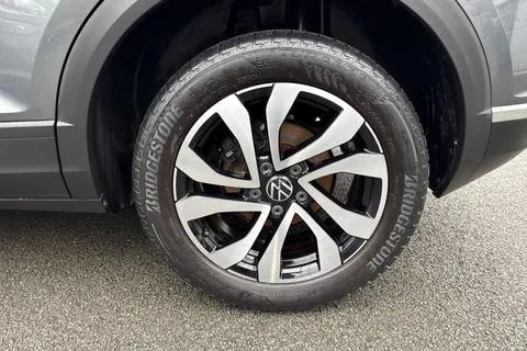 KS71AXA Volkswagen T-Roc 1.0 TSI 110 Active 5dr | App Connect | Active Pack Thumbnail #12