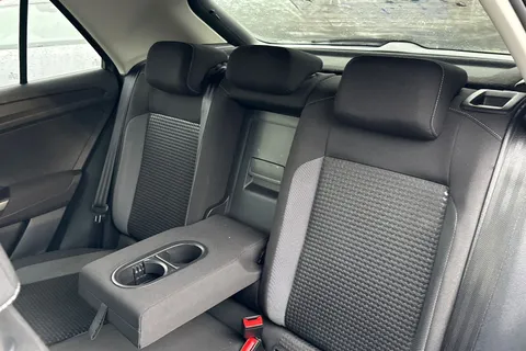 KS71AXA Volkswagen T-Roc 1.0 TSI 110 Active 5dr | App Connect | Active Pack Thumbnail #19