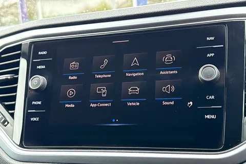 KS71AXA Volkswagen T-Roc 1.0 TSI 110 Active 5dr | App Connect | Active Pack Thumbnail #27