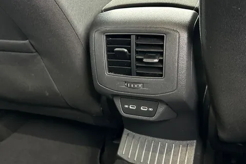 KS71AXA Volkswagen T-Roc 1.0 TSI 110 Active 5dr | App Connect | Active Pack Thumbnail #36