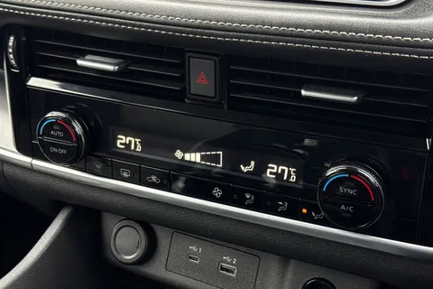 DV24TXY Nissan X-Trail 1.5 h e-POWER Acenta Premium Auto Euro 6 (s/s) 5dr Thumbnail #23