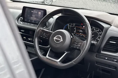 DV24TXY Nissan X-Trail 1.5 h e-POWER Acenta Premium Auto Euro 6 (s/s) 5dr Thumbnail #32