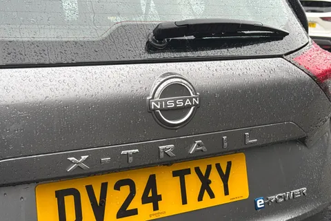 DV24TXY Nissan X-Trail 1.5 h e-POWER Acenta Premium Auto Euro 6 (s/s) 5dr Thumbnail #34