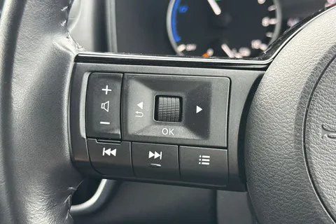 DV24TXY Nissan X-Trail 1.5 h e-POWER Acenta Premium Auto Euro 6 (s/s) 5dr Thumbnail #40