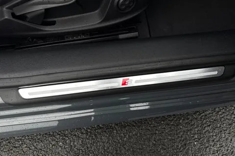 44 of 66 for Audi TT Coup- Black Edition 40 TFSI 197 PS S tronic