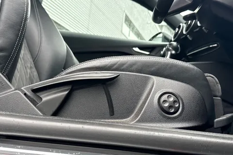 45 of 66 for Audi TT Coup- Black Edition 40 TFSI 197 PS S tronic