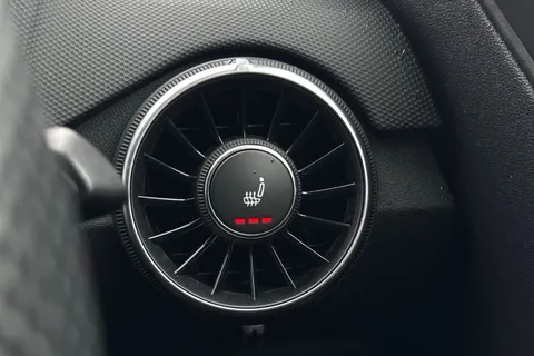 50 of 66 for Audi TT Coup- Black Edition 40 TFSI 197 PS S tronic