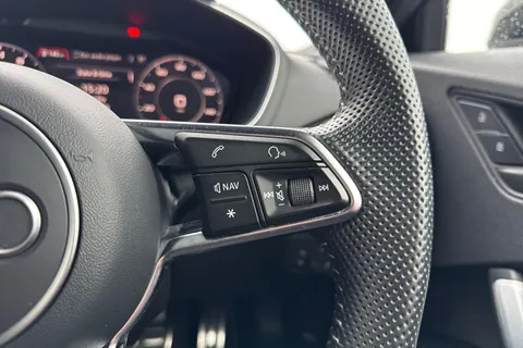 52 of 66 for Audi TT Coup- Black Edition 40 TFSI 197 PS S tronic