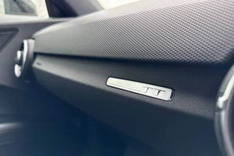 61 of 66 for Audi TT Coup- Black Edition 40 TFSI 197 PS S tronic