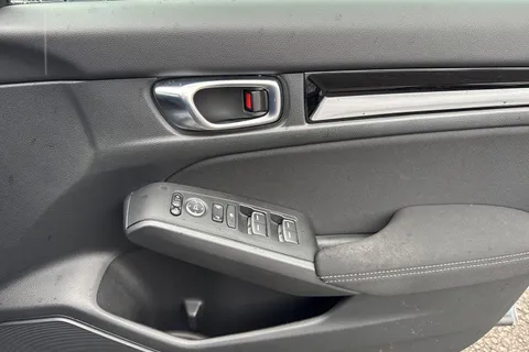 ME23FXJ Honda Civic 2.0 eHEV Elegance 5dr CVT Thumbnail #20