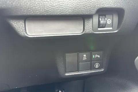 ME23FXJ Honda Civic 2.0 eHEV Elegance 5dr CVT Thumbnail #30