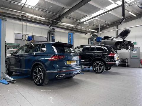 CX73OMP Volkswagen Tiguan Allspace 2.0TDI 200 R-Line 4M DSG ⭐Factory towbar, Black style pack⭐ Thumbnail #65